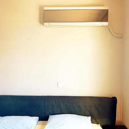 Apartmán In The Blue Painted Blue In The Heart Of Ayia Napa